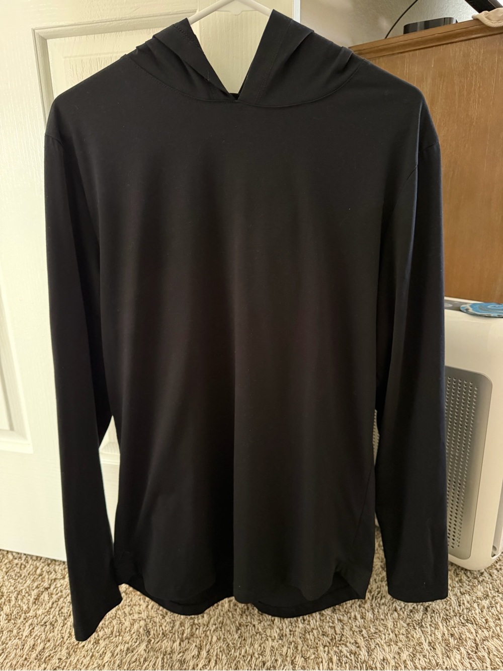 Bundle of 2 Cuts long sleeve hooded t-shirt